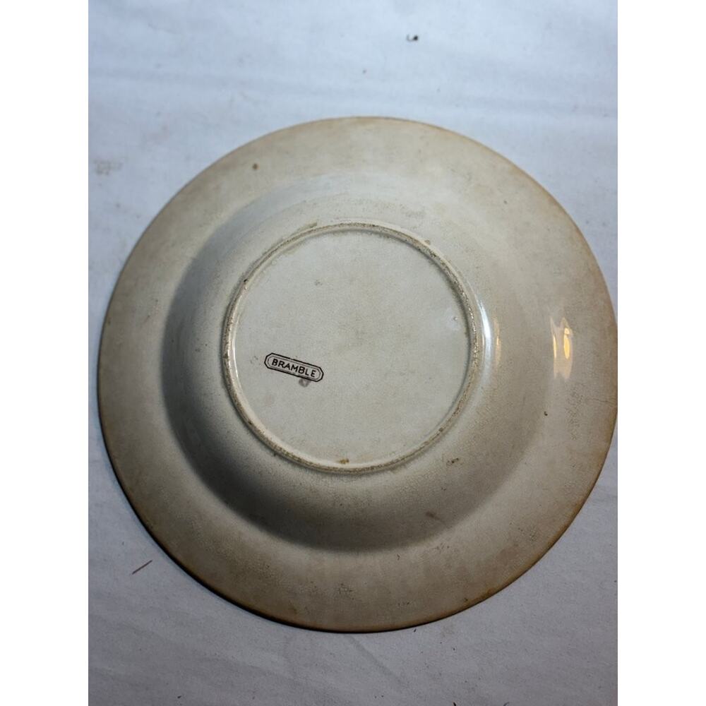 Antique Bramble Pattern Ceramic Plate - Picture 5 of 5